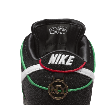 Nike SB Dunk Low Bronx Girls Skate